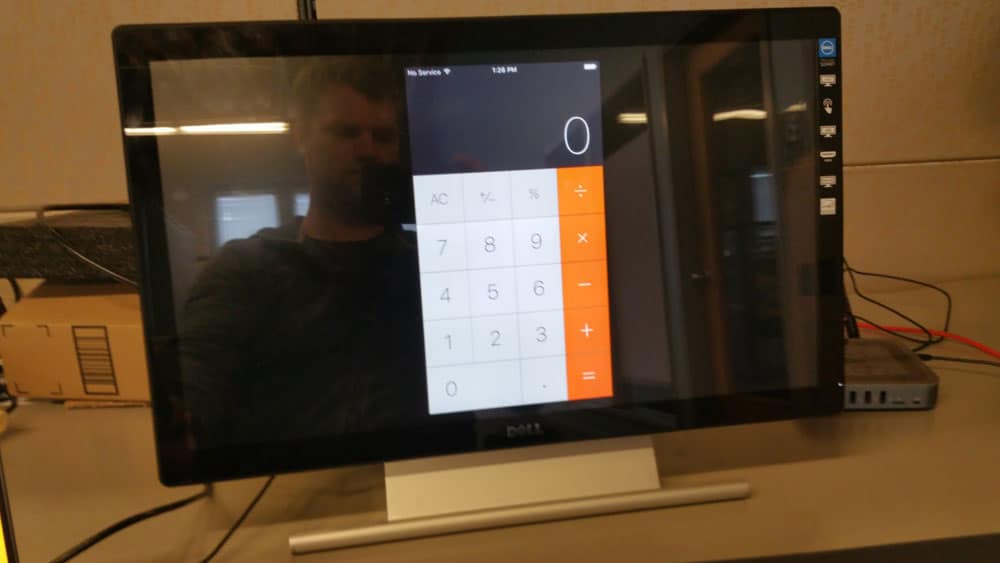 connecting an ipad to a monitor