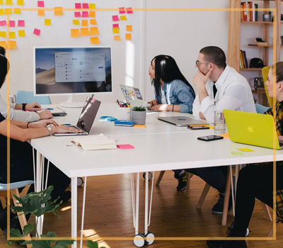 meeting planners sitting around a table