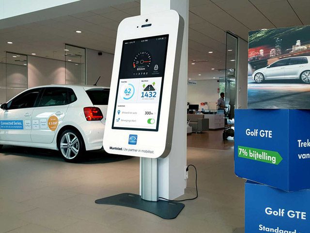 Pasadena large tv screen and touch screen rental